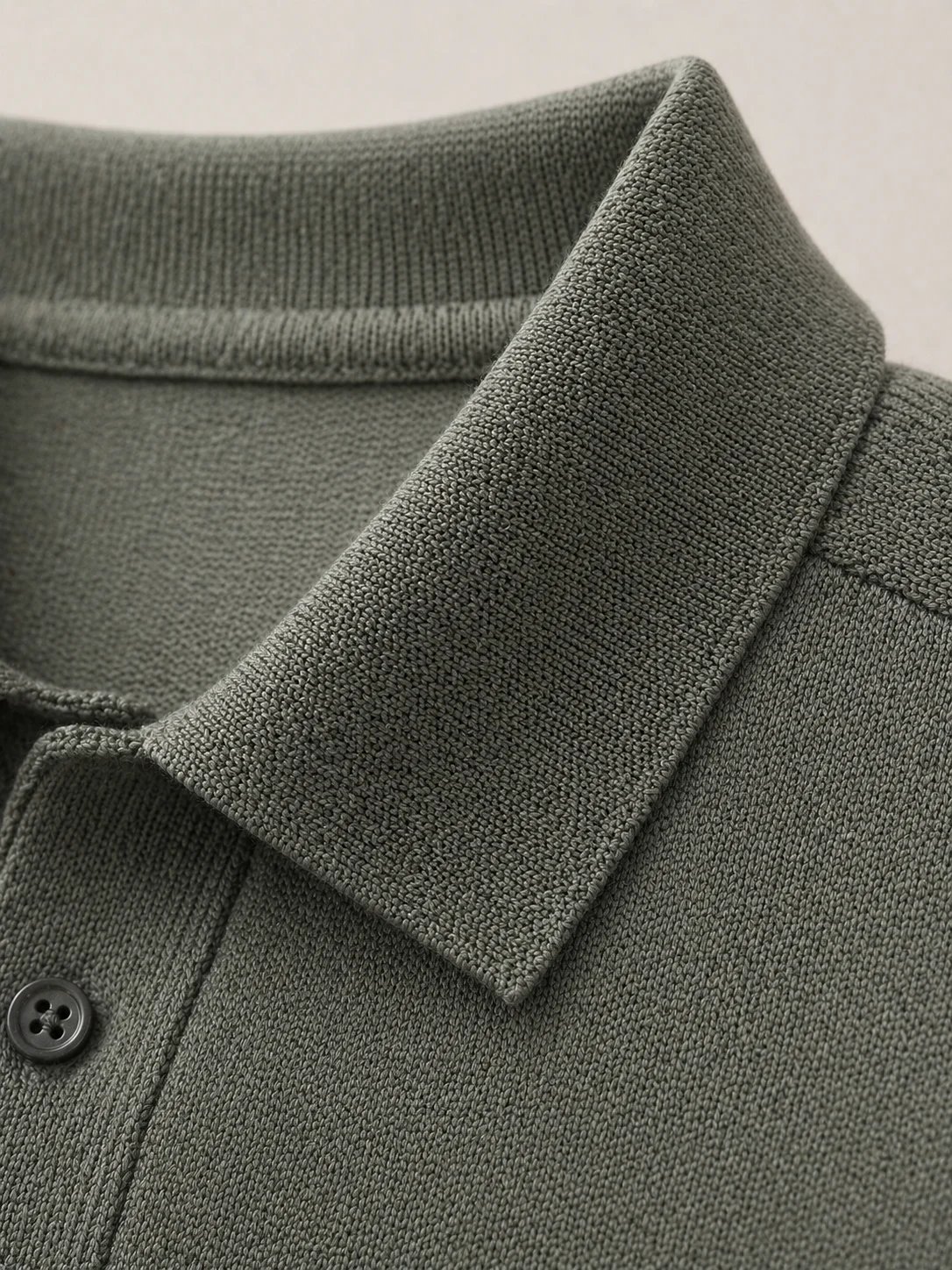Knit polo sweater collar construction detail — manufacturer China