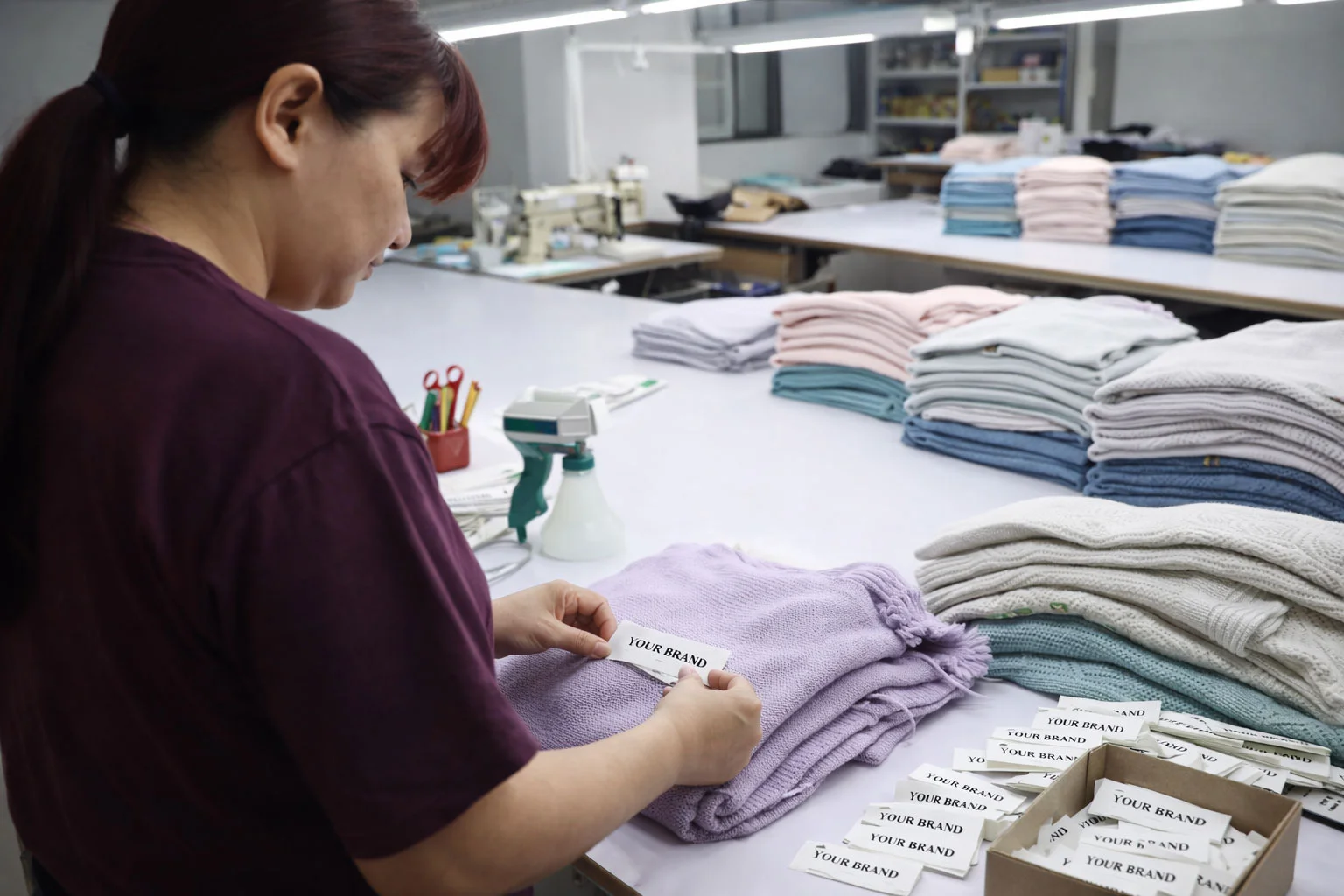 Private label knitwear label sewing - Lin Sweater Factory Dalang Dongguan China